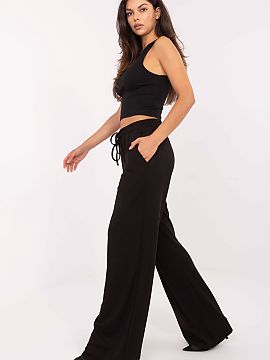 Tracksuit trousers Relevance