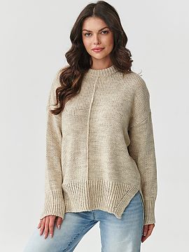 Jumper Makadamia  This women\'s sweater is a combination of comfort, style, and versatility that will make you love it from the first time you put it on. Its 