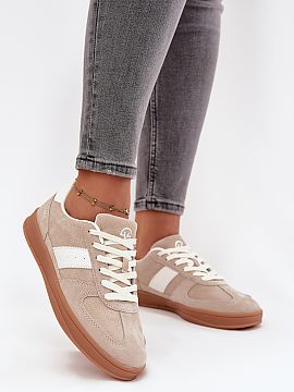 Sports footwear Step in style  Women\'s Vinceza sneakers made of natural suede are a combination of comfort and modern, urban style. Made of high-quality material, they pr
