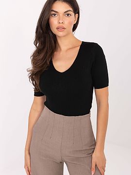 Short sleeve sweater Factory Price  Stylish women\'s sweater made of a flexible blend of viscose, polyester, and polyamide, which ensures comfort and freedom of movement. The m