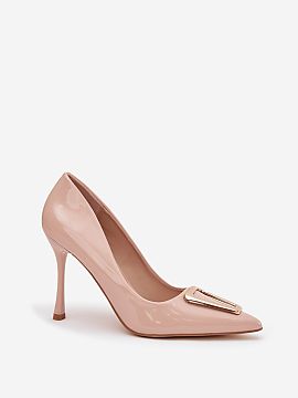 High heels Step in style