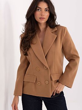 Coat Rue Paris  Elegant women\'s coat with lapels is a classic proposal for women who appreciate timeless style and comfort. The short cut with long sleeves