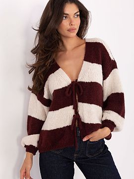 Cardigan Rue Paris  Women\'s oversized striped sweater is a fashionable proposal in casual style, created with everyday comfort and convenience in mind. Made of