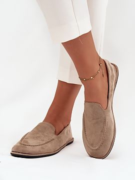 Mocassin Step in style  Women\'s moccasins made of eco-suede are a classic and comfortable proposition for everyday wear. Set on a flat sole, they guarantee wearing
