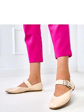 Balerinki Solea  Women\'s ballerina flats with a decorative buckle are an elegant and versatile choice for everyday wear. Made of soft, patent eco-leather, t