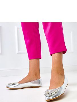 Balerinki Solea  Women\'s ballet flats with a decorative butterfly with zircons are a charming and elegant model that will add a subtle glow to any styling. 