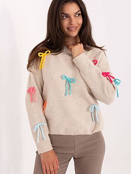 sweter Factory Price  Casual women\'s sweater of standard length, perfect for everyday wear. Made of a pleasant to the touch blend of polyamide, viscose, wool, an