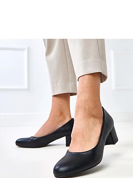 Block heel pumps Solea  Elegant women\'s pumps made of high quality faux leather. The model with a classic, round toe and a stable 5 cm block heel ensures comfort t