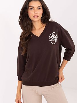 Bluzka Relevance  Shirt with a casual, everyday character, perfect for both work and everyday wear. Made of breathable cotton with a touch of elastane, it ens