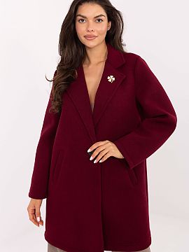 Coat Rue Paris  Elegant women\'s coat made of modern foam material, perfect for the transitional season of autumn, winter, and spring. Made of a blend of po