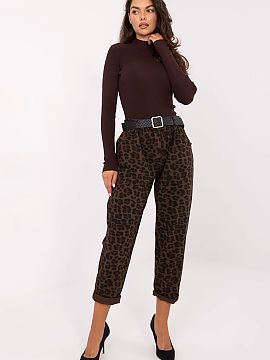 Women's pants Italy Moda  Women\'s casual fabric pants, perfect for everyday wear. Made from a blend of viscose, polyester, and elastane, they combine comfort with fl