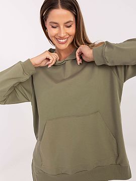 sweatshirt Relevance  Oversize women\'s sweatshirt in a casual style, perfect for everyday occasions. Made of cotton with elastane, it is soft, comfortable and pl