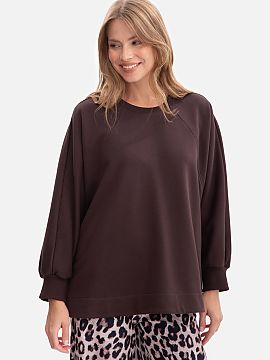 Sweatshirt BeWear  Oversize women\'s sweatshirt made of high-quality, smooth sweatshirt fabric with a weight of 280 g with a loop bottom, which provides comfor