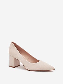 Block heel pumps Step in style