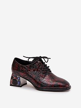 Heeled loafers Step in style