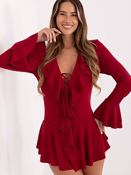 Suit Rue Paris  Short women\'s jumpsuit is an elegant and comfortable option for everyday outings. Made of high-quality blend of polyester, elastane, and vi