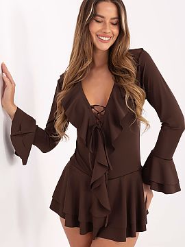 Suit Rue Paris  A short women\'s jumpsuit is an elegant and comfortable option for everyday outings. Made of a high-quality blend of polyester, elastane, an