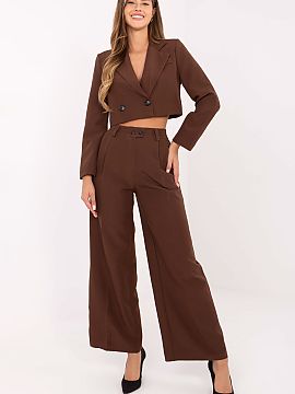 Complete Rue Paris  Stylish women\'s set consisting of a short blazer and long pants is the perfect proposal for women who appreciate the combination of eleganc