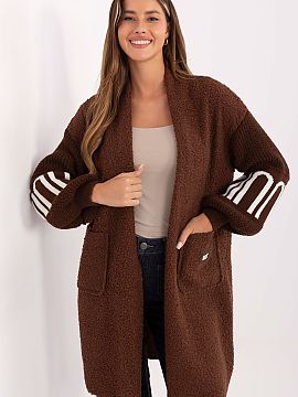 Cardigan Factory Price  This women\'s boucle cardigan is the perfect choice for everyday stylizations. Made of soft polyester with a diverse material texture, it en
