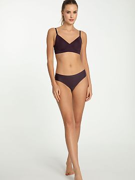Brazilian style panties Julimex  Simple Brasil figs in Dark Plum shade combine modern cut, elegance, and depth of color. Dark Plum, inspired by the velvety shade of plum, co