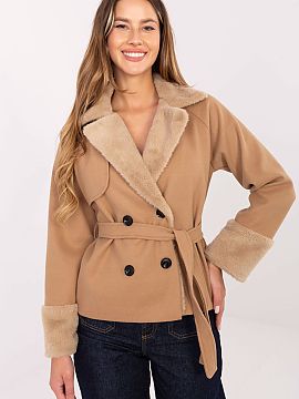 Coat Rue Paris  This elegant women\'s coat with fur trim is a perfect choice for the autumn/winter season, ideal for everyday wear, work, and more formal oc