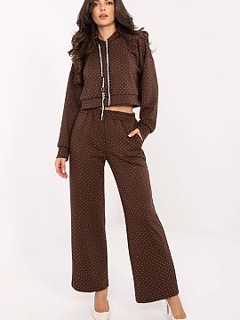 Complete Rue Paris  This women\'s tracksuit set combines elegance and comfort, perfect for everyday casual styling. The set consists of a hoodie with drawstring