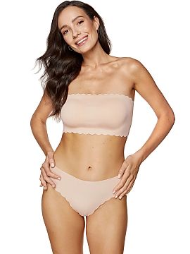 soft Gorteks  Soft, smooth strapless bra perfectly highlights the shoulders. Gently padded, removable foam inserts placed in pockets inside the cups. Insi