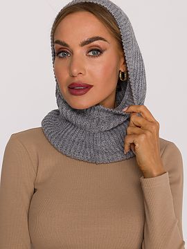 Balaclava Moe  The enveloping balaclava type balaklawa with a fitted collar perfectly protects against the cold, remaining lightweight and comfortable. Sof