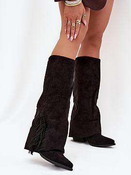 Heel boots Step in style  Slip-on cowboy boots made of eco-suede, set on a chunky heel, are a combination of comfort and style. Pointed toes add elegance, and the sha