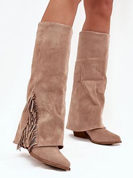 Heel boots Step in style  Slip-on cowboy boots made of eco suede, set on a column heel, are a combination of comfort and style. Pointed toes add elegance, and the sha