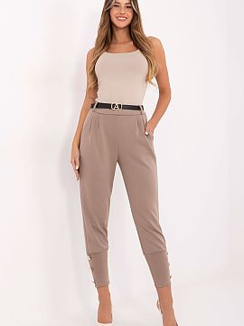 Sweatpants Factory Price  Modern and comfortable women\'s casual sweatpants, perfect for everyday wear and for a casual work setting. Made from a pleasant to the touc