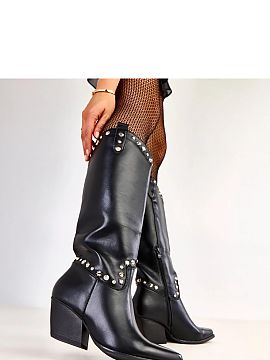 Heel boots Solea  Stylish and characterful women\'s cowboy boots that combine a classic cut with a fashionable, decorative finish. Made of high-quality synthe