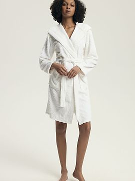 Bathrobe Henderson  Soft and cozy women\'s bathrobe with a loose, comfortable cut, perfect for everyday use and as homewear. Made of fabric with an embossed pat