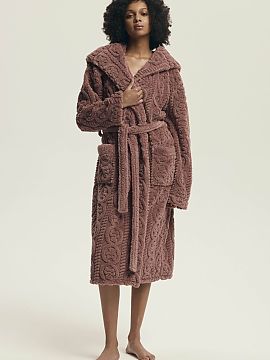 Bathrobe Henderson  Stylish and extremely warm women\'s bathrobe with a loose, comfortable cut, made of quilted material that keeps warmth perfectly. Ideal for 