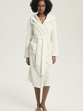 Bathrobe Henderson  Cozy and elegant women\'s bathrobe with a loose, comfortable cut, made of quilted material that keeps warmth perfectly, providing maximum co
