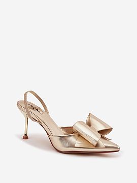 High heels Step in style