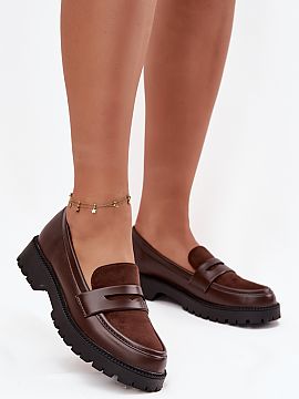 Mocassin Step in style  Loafers are a perfect choice for women who want to combine elegance with comfort. Made of eco-leather, with rounded toes. Women\'s loafers m