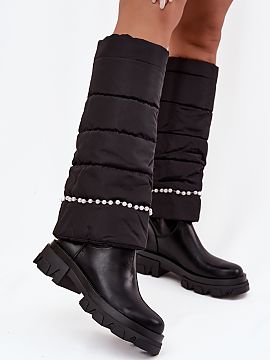 Kozaki Step in style  Women\'s boots made of a combination of eco leather and textile material are a stylish proposition for cooler days. The slip-on style ensure