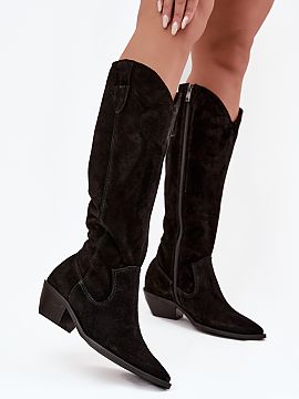 Heeled boots Step in style  Cowgirl boots made of high-quality natural suede are a combination of timeless style and comfort. The characteristic pointed toes give a fem
