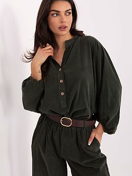 Bluzka Italy Moda  Stylish casual shirt blouse, perfect for everyday wear. Made of lightweight and pleasant to the touch polyester, it ensures comfort througho