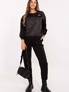 Complete Italy Moda  Stylish and extremely comfortable women\'s set in a casual style, which will be perfect for everyday wear. Made of high-quality blend of vis