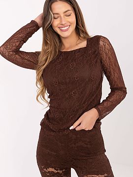 Bluzka Italy Moda  Elegant and feminine lace blouse that combines elegance with subtle romantic style. Made of high-quality nylon and spandex blend, it is elas
