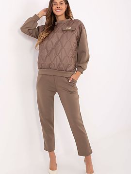 Complete Italy Moda  Stylish and extremely comfortable women\'s set in a casual style, which will be perfect for everyday wear. Made of high-quality blend of vis