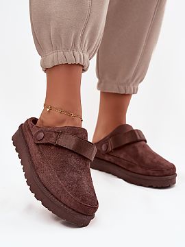 Slippers Step in style  Women\'s slippers made of eco suede. Mounted on a platform. The interior is insulated with pleasant fur, which provides comfort on cooler da