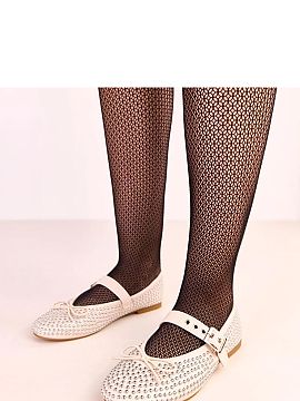 Balerinki Solea  Charming ballet flats with a buckle closure, made of high-quality eco-leather, combining classic style with fashionable details. The model i