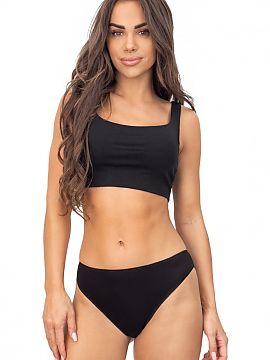 Fiji Donna  Classic briefs with a timeless cut that combine comfort with an elegant look. The front is smooth, so the panties do not show under clothing