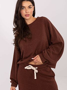 sweatshirt Factory Price  Women\'s blouse made of material with a delicate sheen is an elegant proposal that combines comfort with subtle chic. Made of a soft blend o