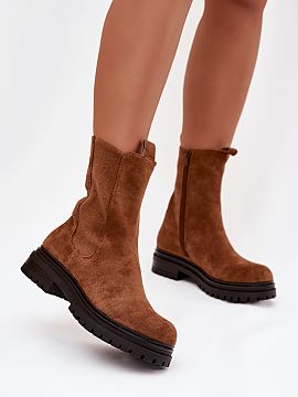 Slippers Step in style  Women\'s ankle boots made of soft eco suede are a timeless model perfect for everyday wear. The classic design set on a flat heel guarantees