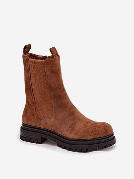 Slippers Step in style