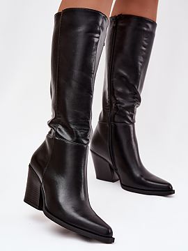 Heeled boots Step in style  Women\'s boots made of eco leather are a proposal for women who appreciate elegance and comfort on colder days. The model delights with a cl